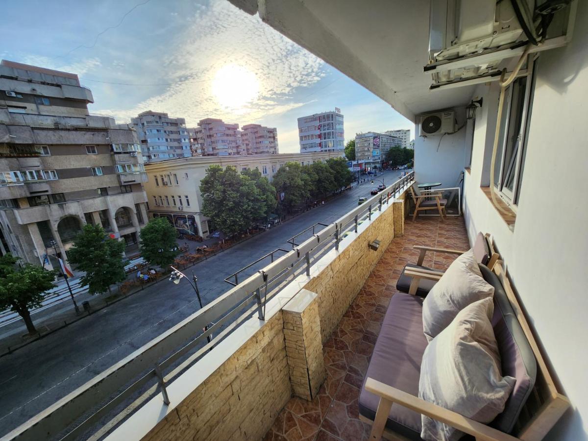 Stefan Cel Mare Boulevard Pedestrian Street Palas Iasi Exterior foto